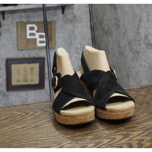 NWT Clarks Collection Womens Giselle Dove Wedge Sandal 26177142 Black Nubuck 11M - Picture 7 of 11